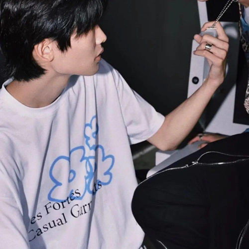 谷爱凌拥有三个金色冰墩墩 谷爱凌拥有三个金色冰墩墩