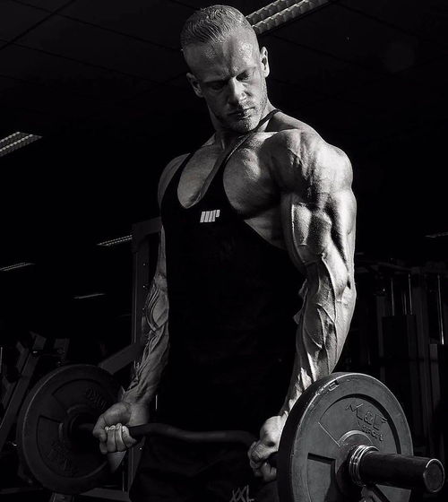 电影明星戚薇个人资料