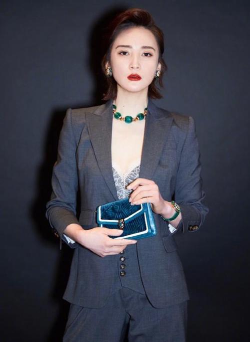 陈伟霆星座陈伟霆星座与何穗的星座关系