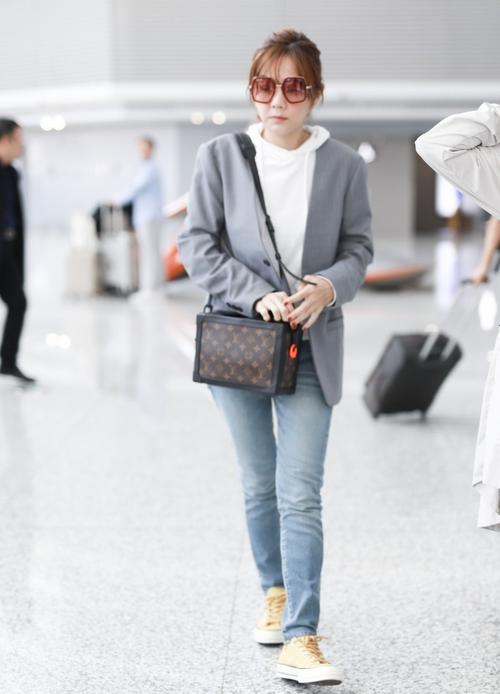 歌曲高原红(歌曲高原红原唱完整版)