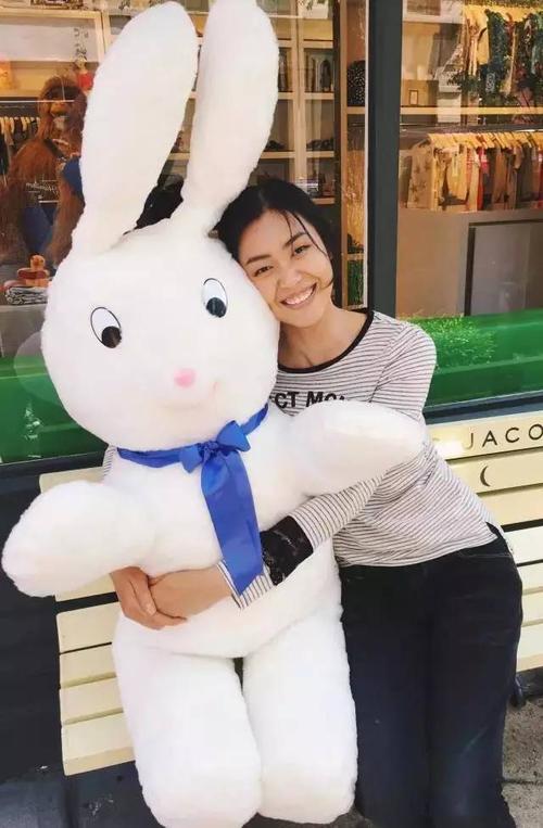 整容多少钱下巴整容多少钱